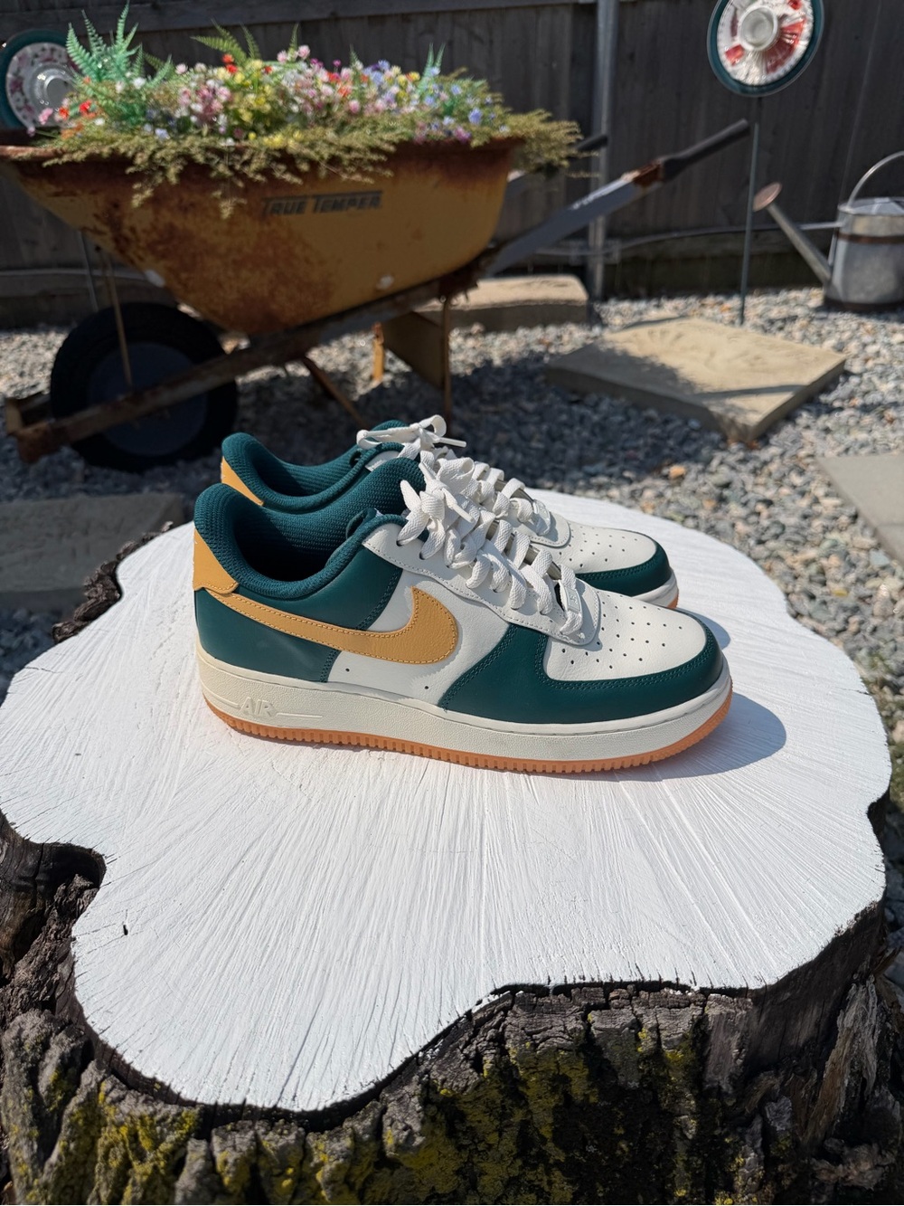 Nike Air Force 1
